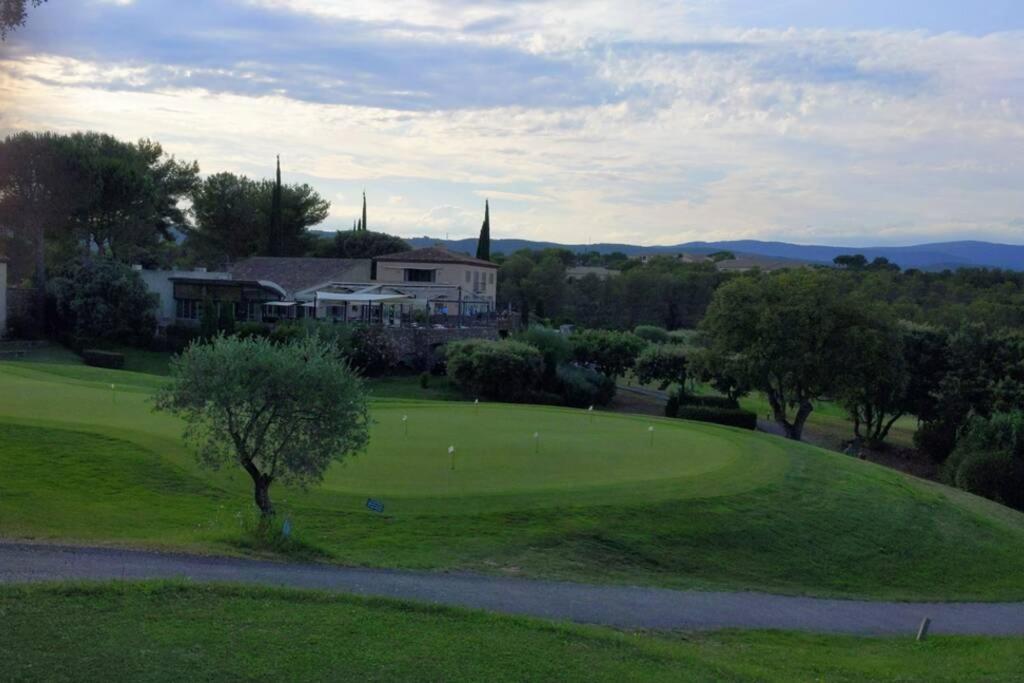 Joli F2 Saint Endreol Hameau Palayson Var La Motte Exterior foto